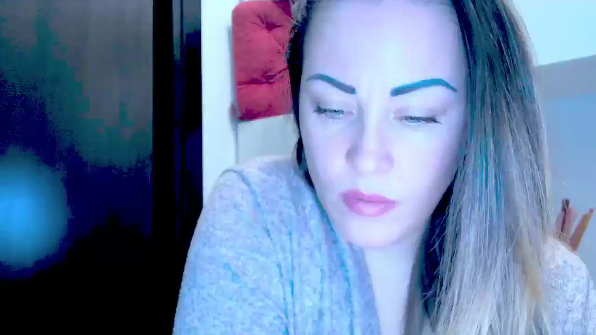 Gallery image thumbnail from Crazy_Ass's myfreecams stream on, 12/17/2024, 15:36 image 11 of 20