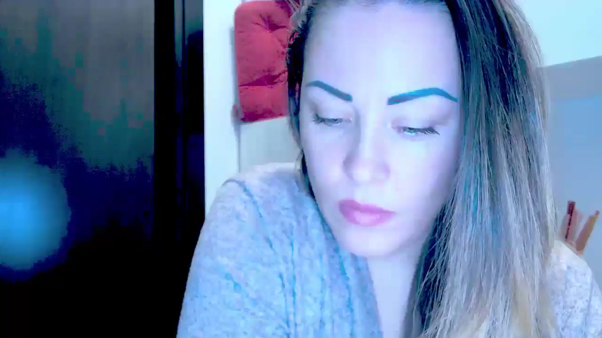 Gallery image thumbnail from Crazy_Ass's myfreecams stream on, 12/17/2024, 15:36 image 15 of 20