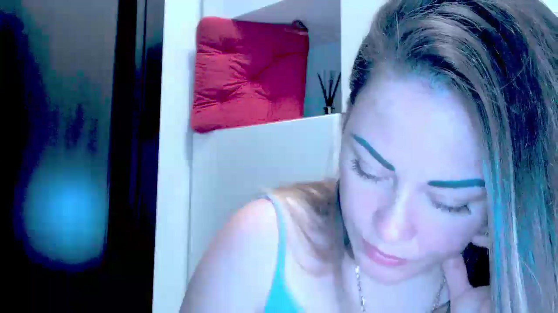 Gallery image thumbnail from Crazy_Ass's myfreecams stream on, 12/18/2024, 15:23 image 15 of 20