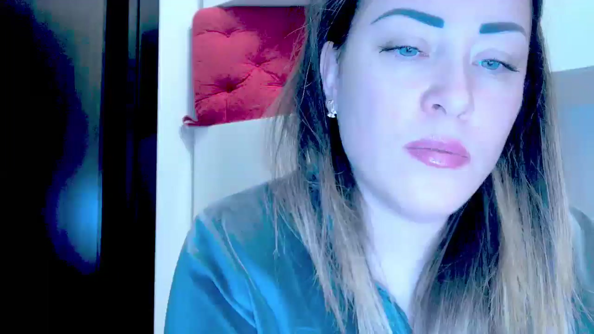 Gallery image thumbnail from Crazy_Ass's myfreecams stream on, 12/23/2024, 14:51 image 5 of 20