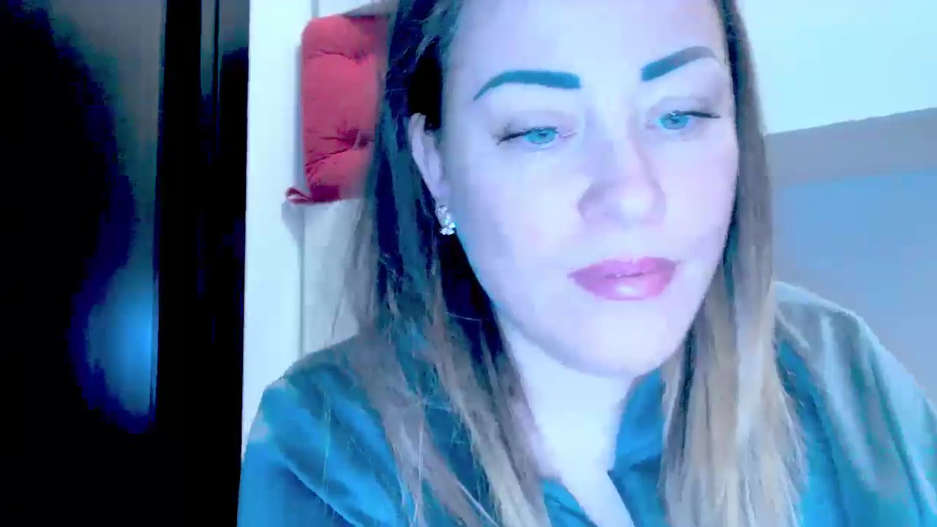 Gallery image thumbnail from Crazy_Ass's myfreecams stream on, 12/23/2024, 14:51 image 11 of 20