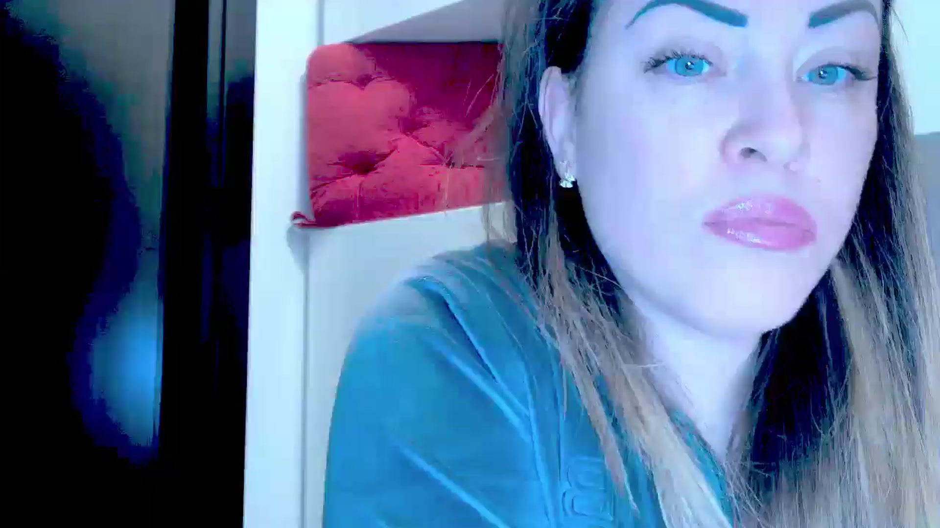 Gallery image thumbnail from Crazy_Ass's myfreecams stream on, 12/23/2024, 14:51 image 3 of 20