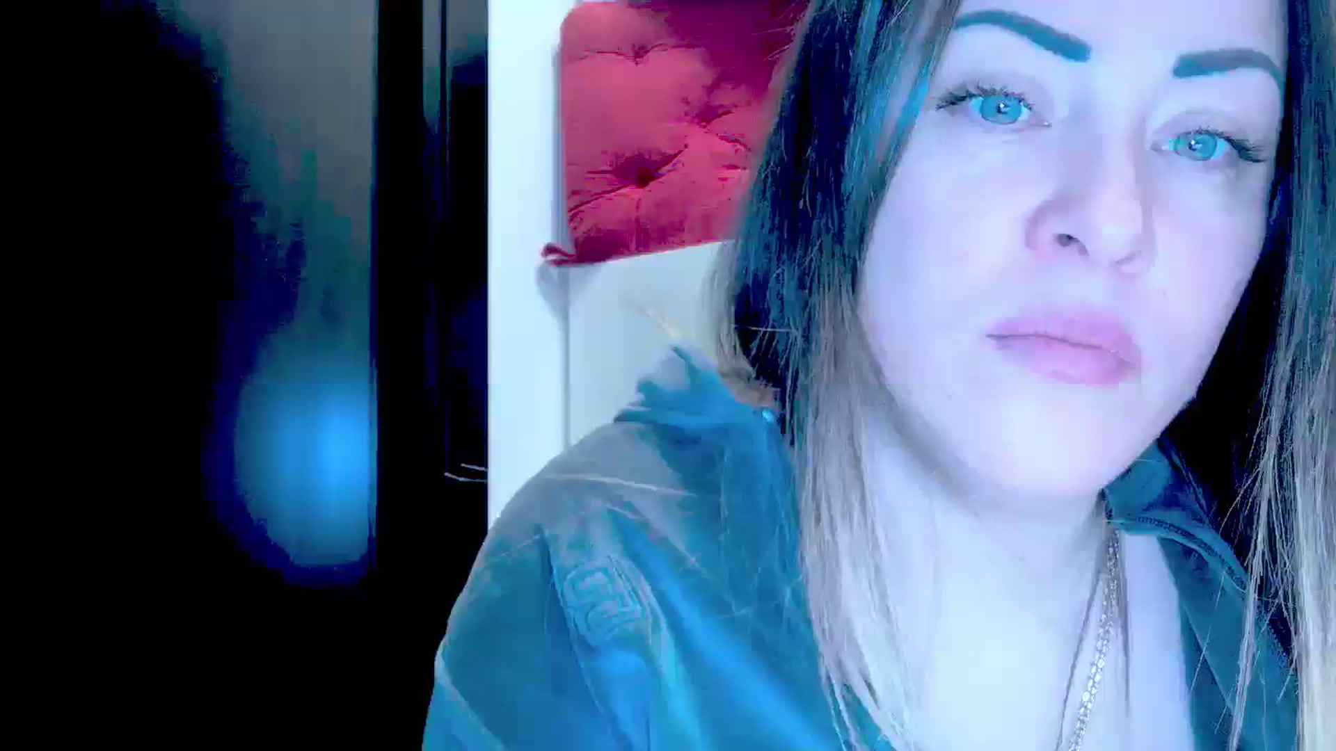 Gallery image thumbnail from Crazy_Ass's myfreecams stream on, 12/23/2024, 16:27 image 8 of 20