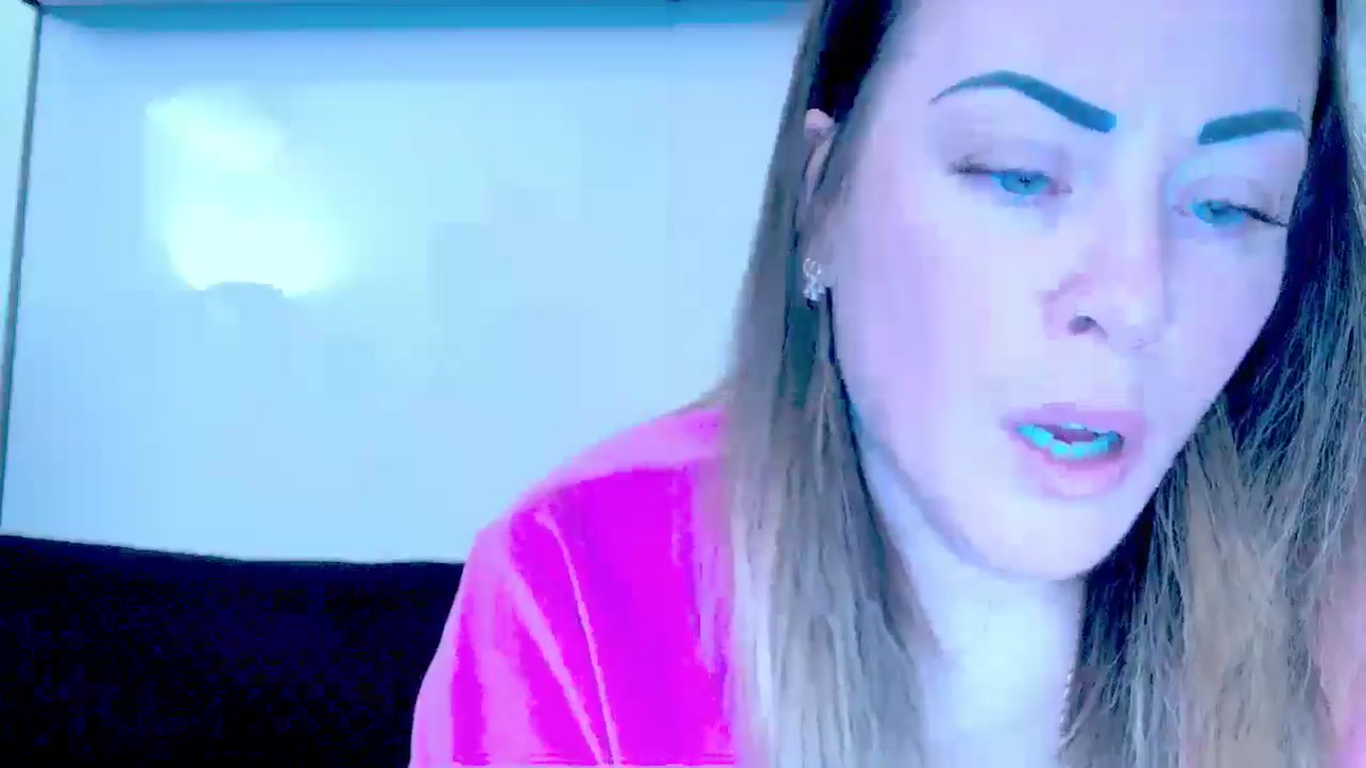 Gallery image thumbnail from Crazy_Ass's myfreecams stream on, 01/07/2025, 16:19 image 8 of 20