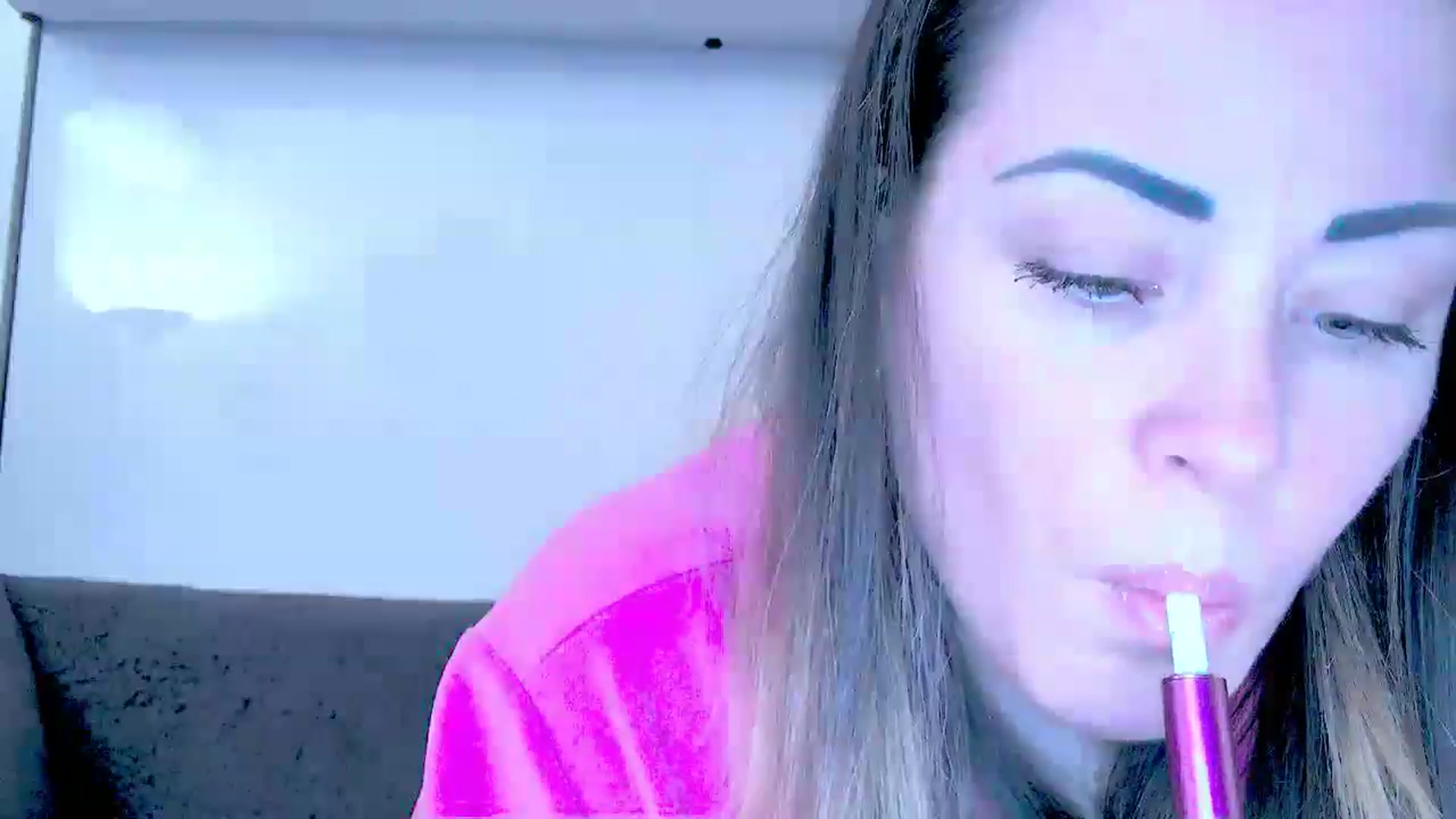 Gallery image thumbnail from Crazy_Ass's myfreecams stream on, 03/11/2025, 16:31 image 17 of 20