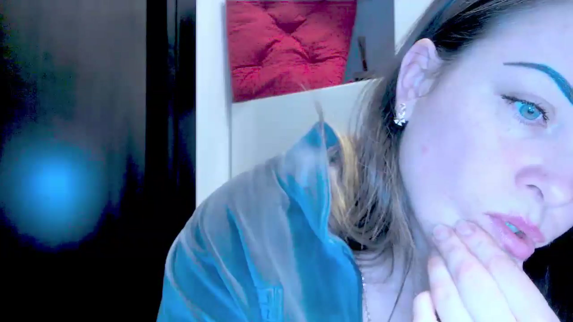 Gallery image thumbnail from Crazy_Ass's myfreecams stream on, 03/31/2025, 14:06 image 11 of 20