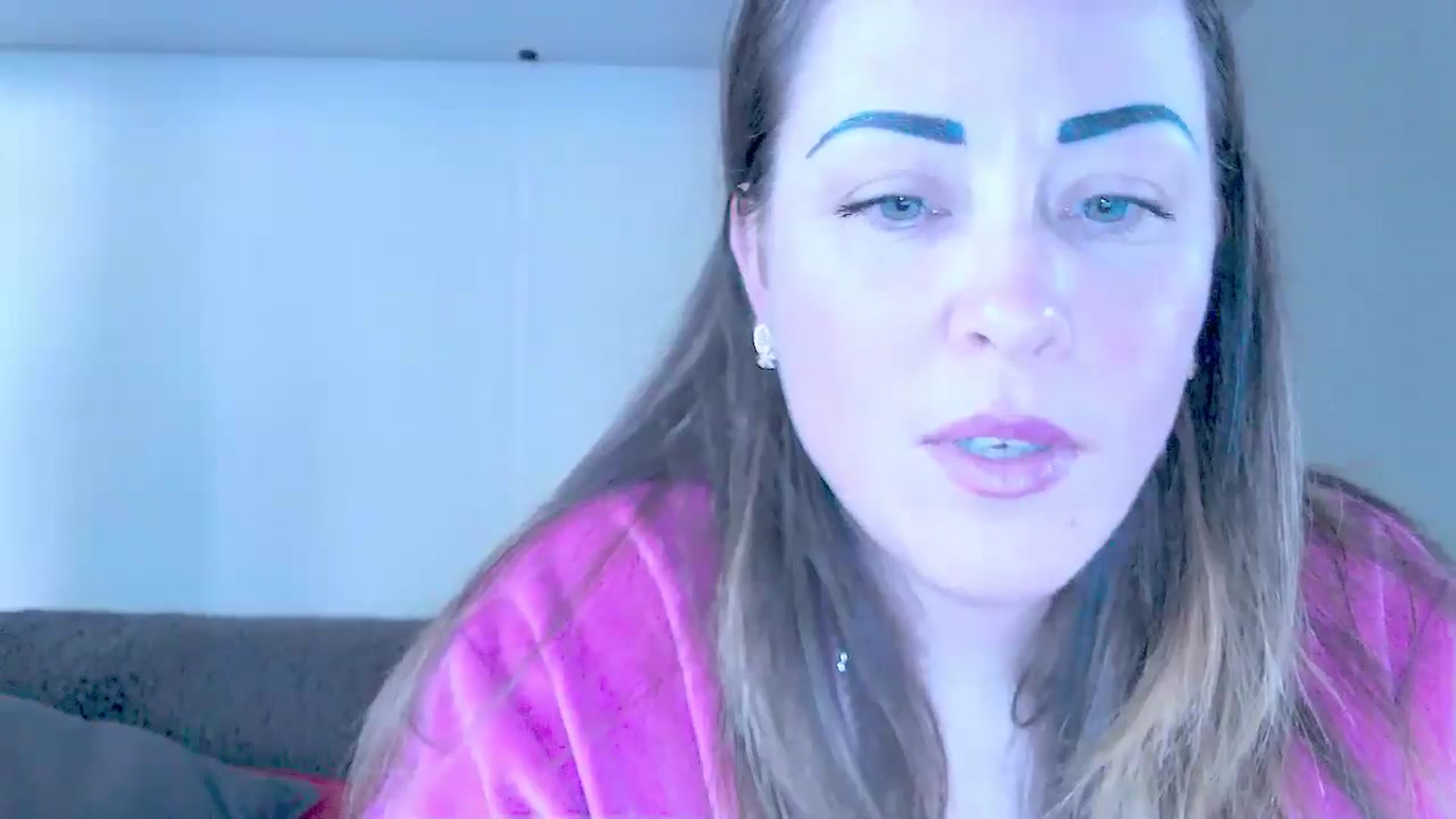 Gallery image thumbnail from Crazy_Ass's myfreecams stream on, 04/08/2025, 15:31 image 4 of 20