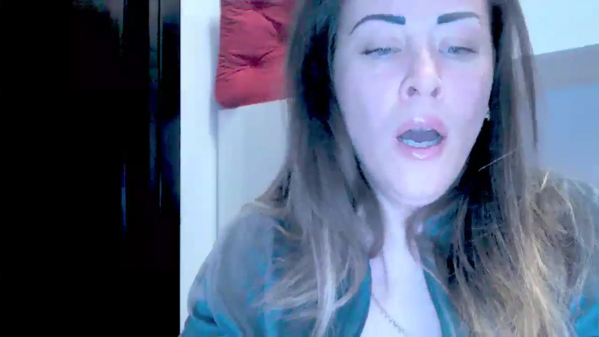 Gallery image thumbnail from Crazy_Ass's myfreecams stream on, 04/14/2025, 15:41 image 6 of 20