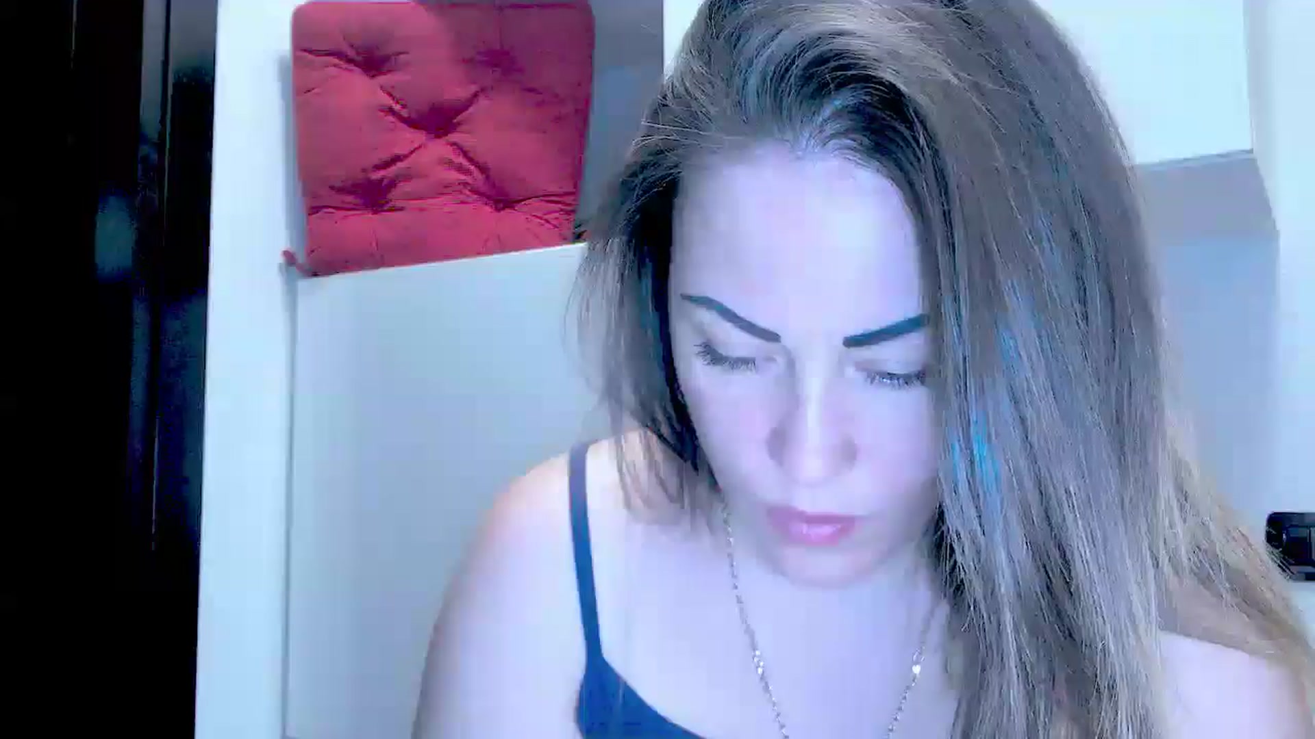 Gallery image thumbnail from Crazy_Ass's myfreecams stream on, 04/16/2025, 15:22 image 16 of 20