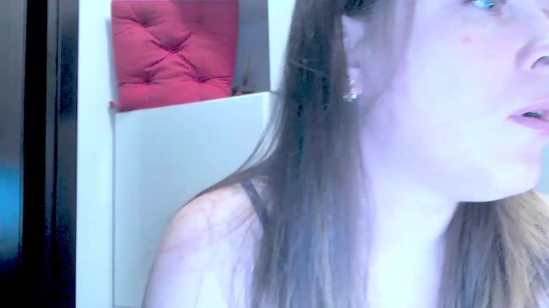 Gallery image thumbnail from Crazy_Ass's myfreecams stream on, 04/16/2025, 15:50 image 20 of 20