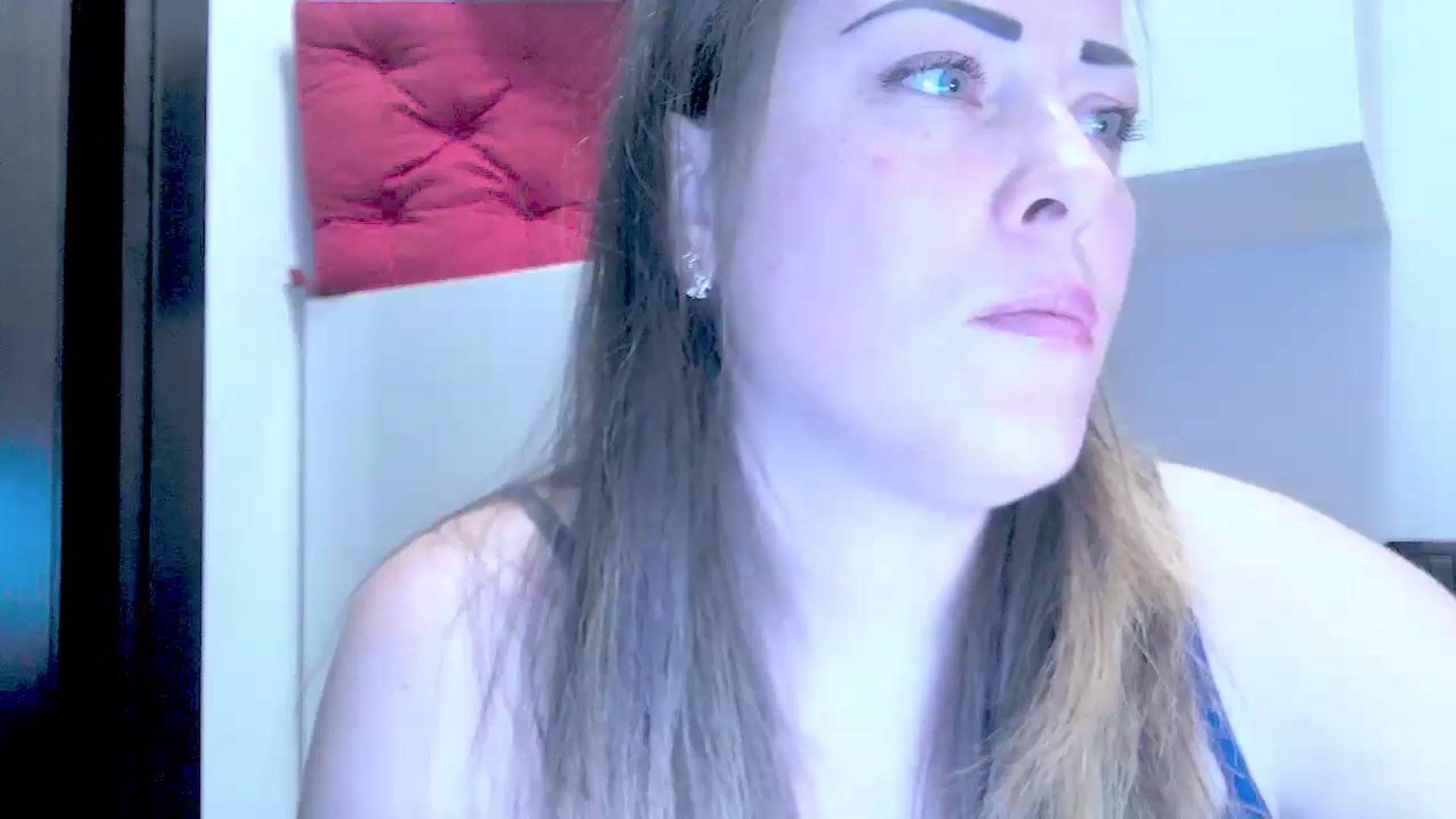 Gallery image thumbnail from Crazy_Ass's myfreecams stream on, 04/16/2025, 15:50 image 9 of 20