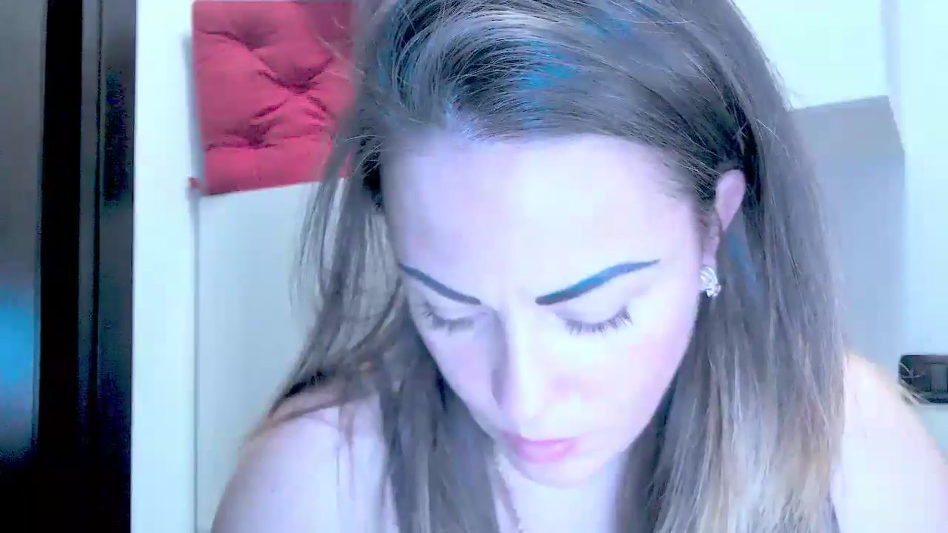 Gallery image thumbnail from Crazy_Ass's myfreecams stream on, 04/16/2025, 15:50 image 3 of 20