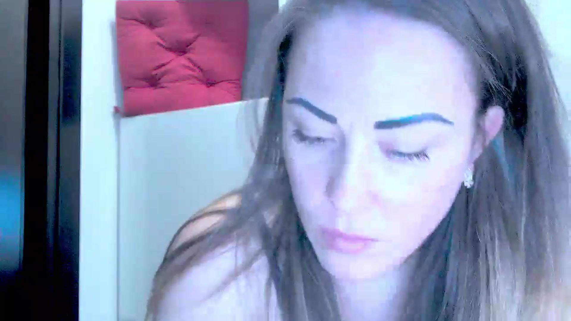 Gallery image thumbnail from Crazy_Ass's myfreecams stream on, 04/16/2025, 15:50 image 4 of 20