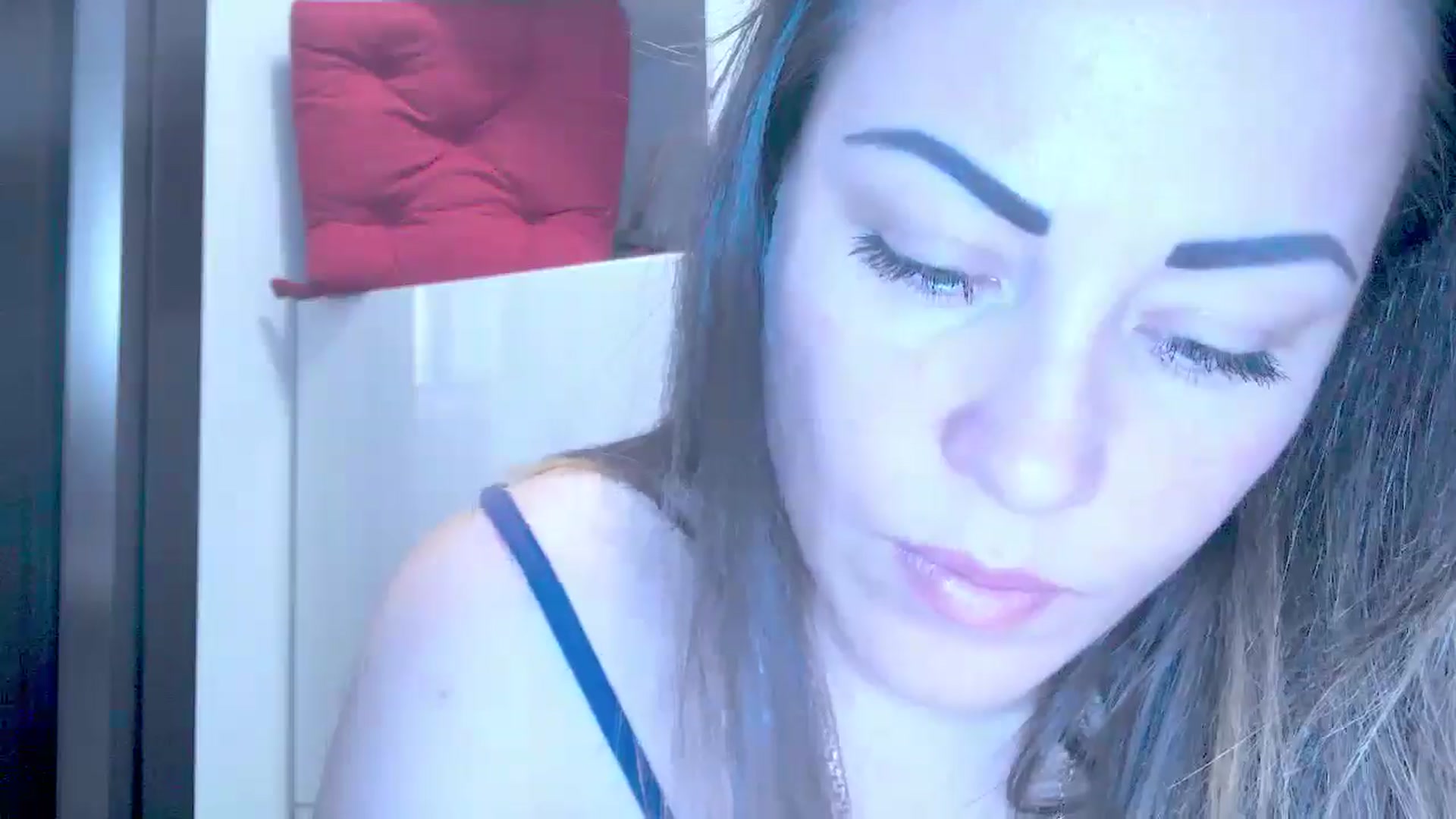 Gallery image thumbnail from Crazy_Ass's myfreecams stream on, 04/21/2025, 14:56 image 15 of 20