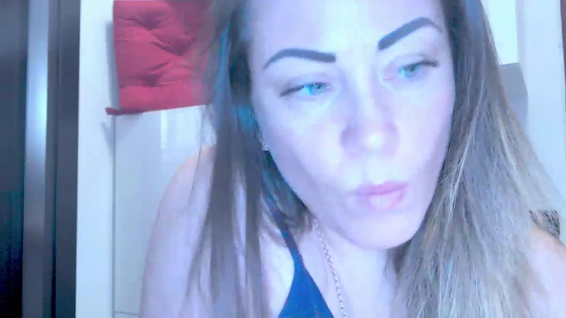 Gallery image thumbnail from Crazy_Ass's myfreecams stream on, 04/21/2025, 14:56 image 11 of 20