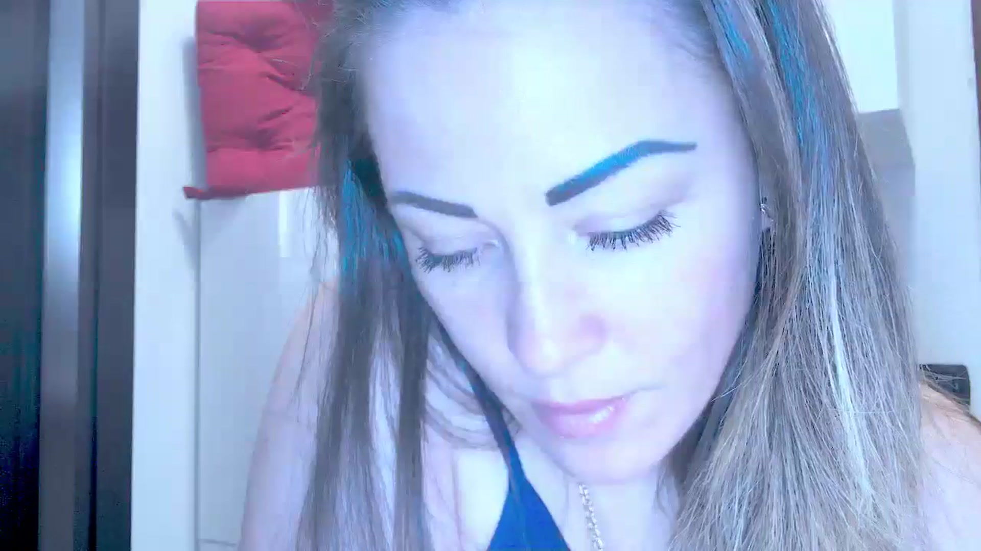 Gallery image thumbnail from Crazy_Ass's myfreecams stream on, 04/21/2025, 14:56 image 12 of 20