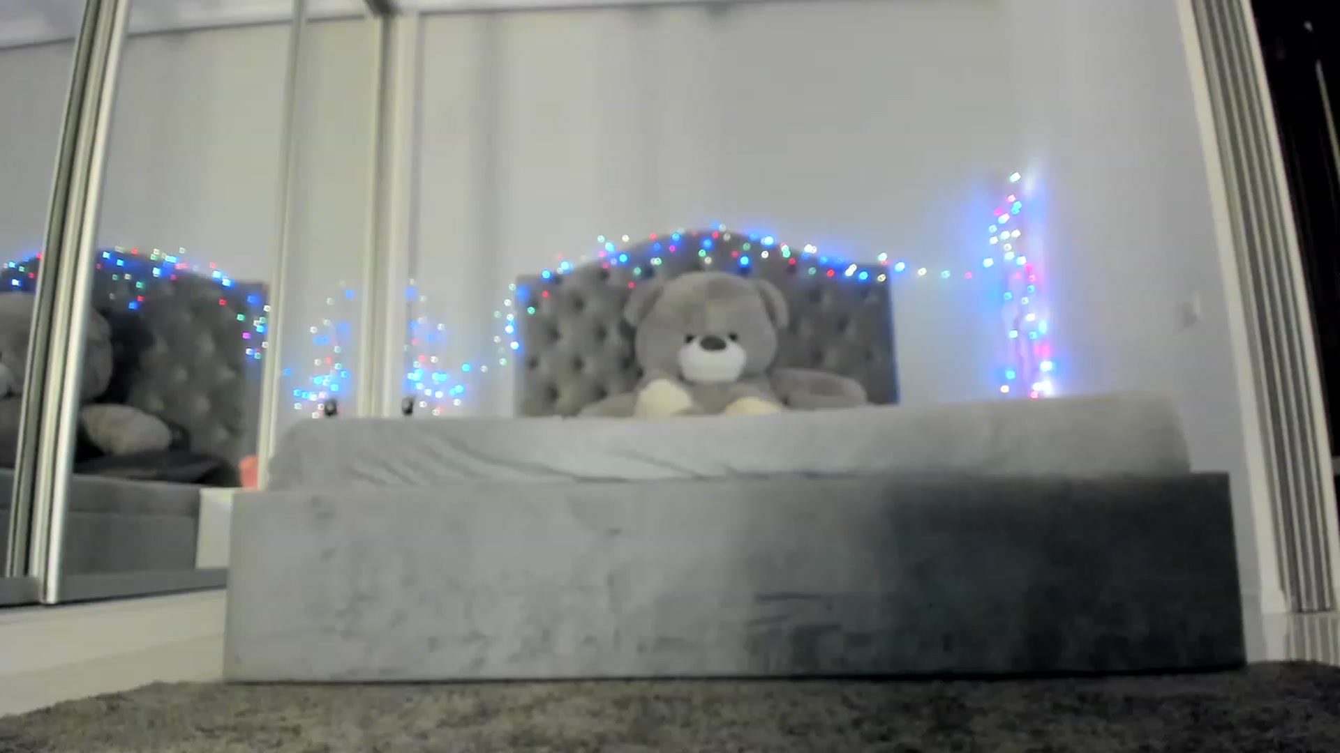 Gallery image thumbnail from Crazy_Blond's myfreecams stream on, 04/01/2023, 01:32 image 18 of 20