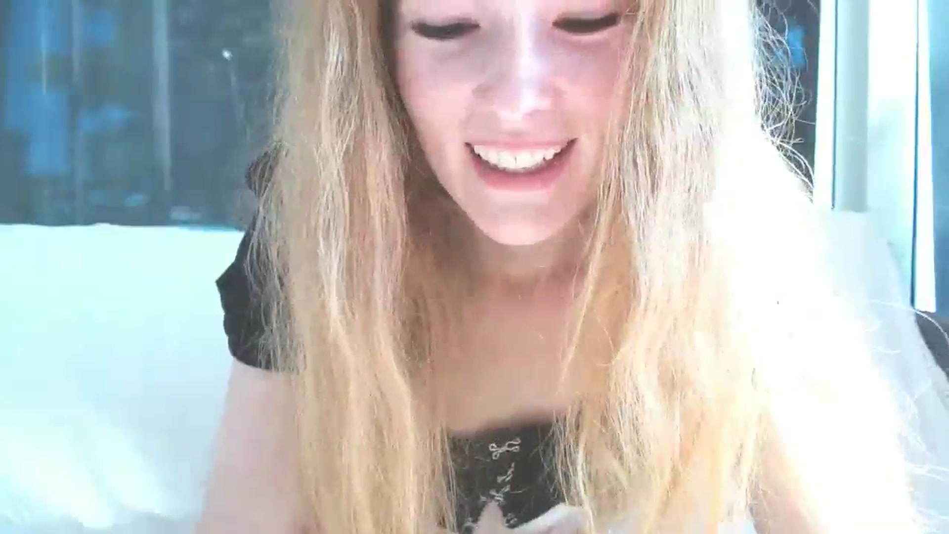 Gallery image thumbnail from Crazy_Fox99's myfreecams stream on, 09/05/2023, 11:17 image 2 of 20
