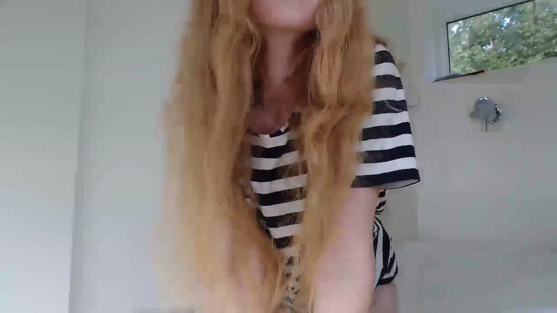 Gallery image thumbnail from Crazy_Fox99's myfreecams stream on, 09/20/2023, 11:12 image 9 of 20