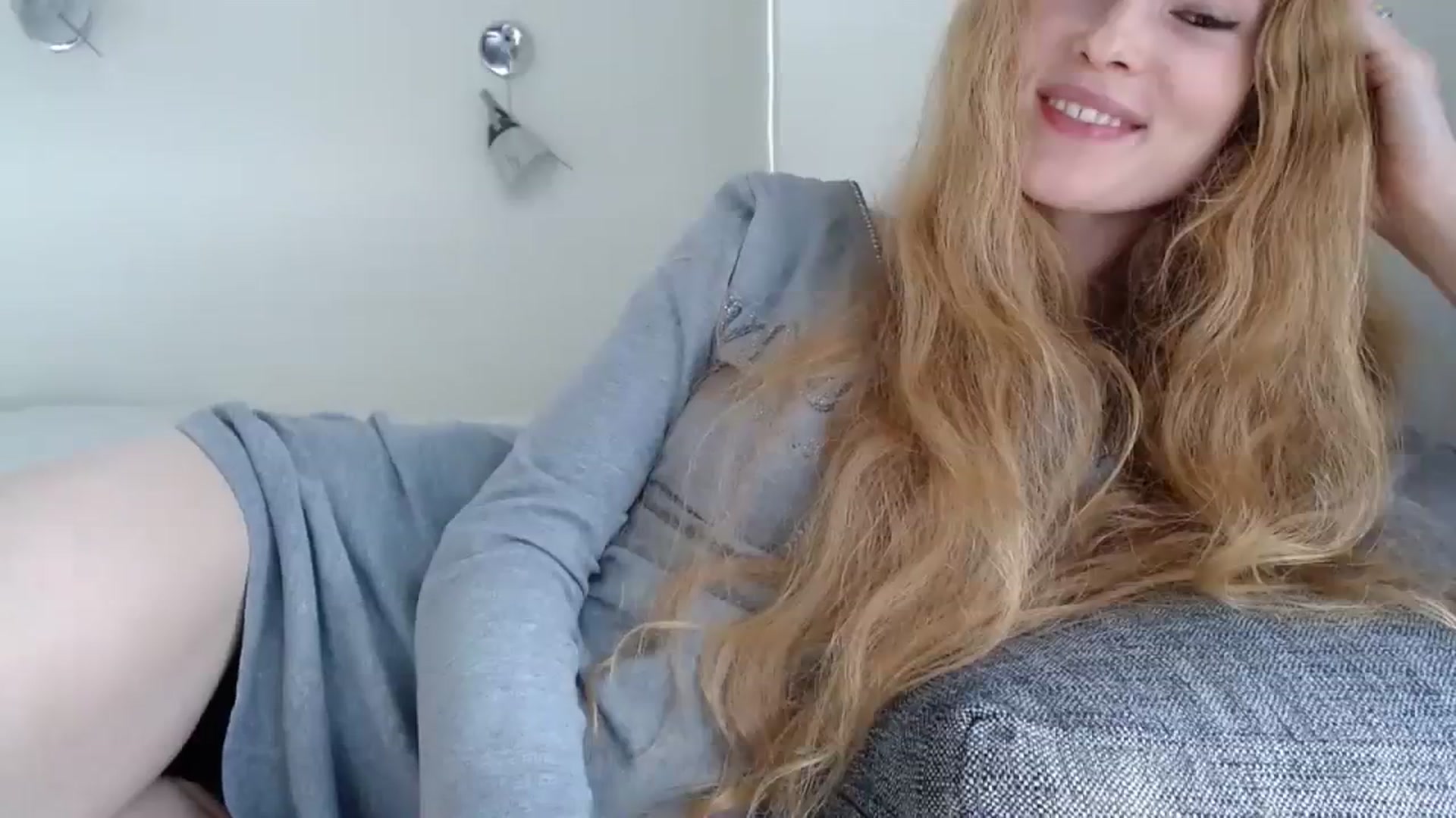 Gallery image thumbnail from Crazy_Fox99's myfreecams stream on, 10/20/2023, 09:40 image 17 of 20