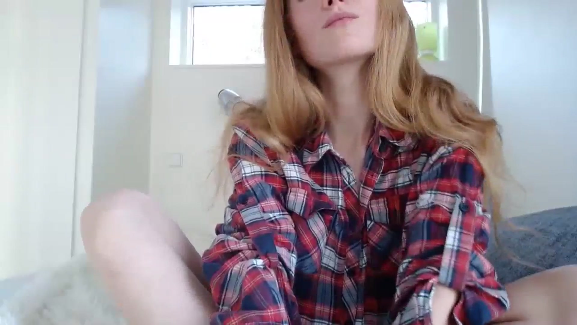Gallery image thumbnail from Crazy_Fox99's myfreecams stream on, 12/21/2023, 10:51 image 19 of 20