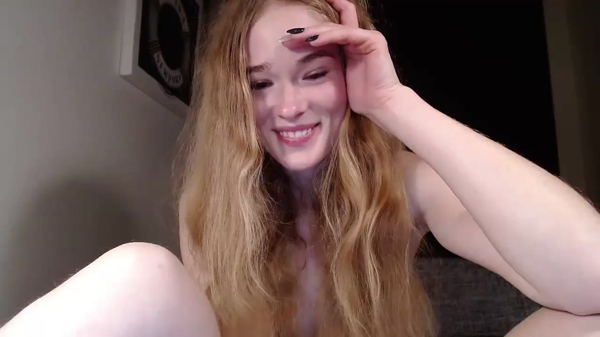 Gallery image thumbnail from Crazy_Fox99's myfreecams stream on, 01/02/2024, 02:01 image 3 of 20