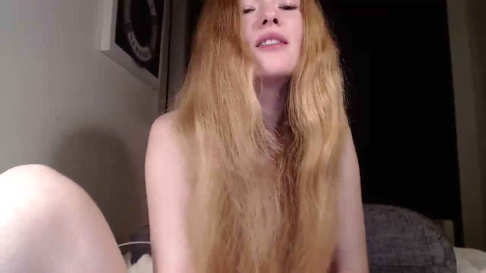 Gallery image thumbnail from Crazy_Fox99's myfreecams stream on, 01/02/2024, 02:01 image 12 of 20