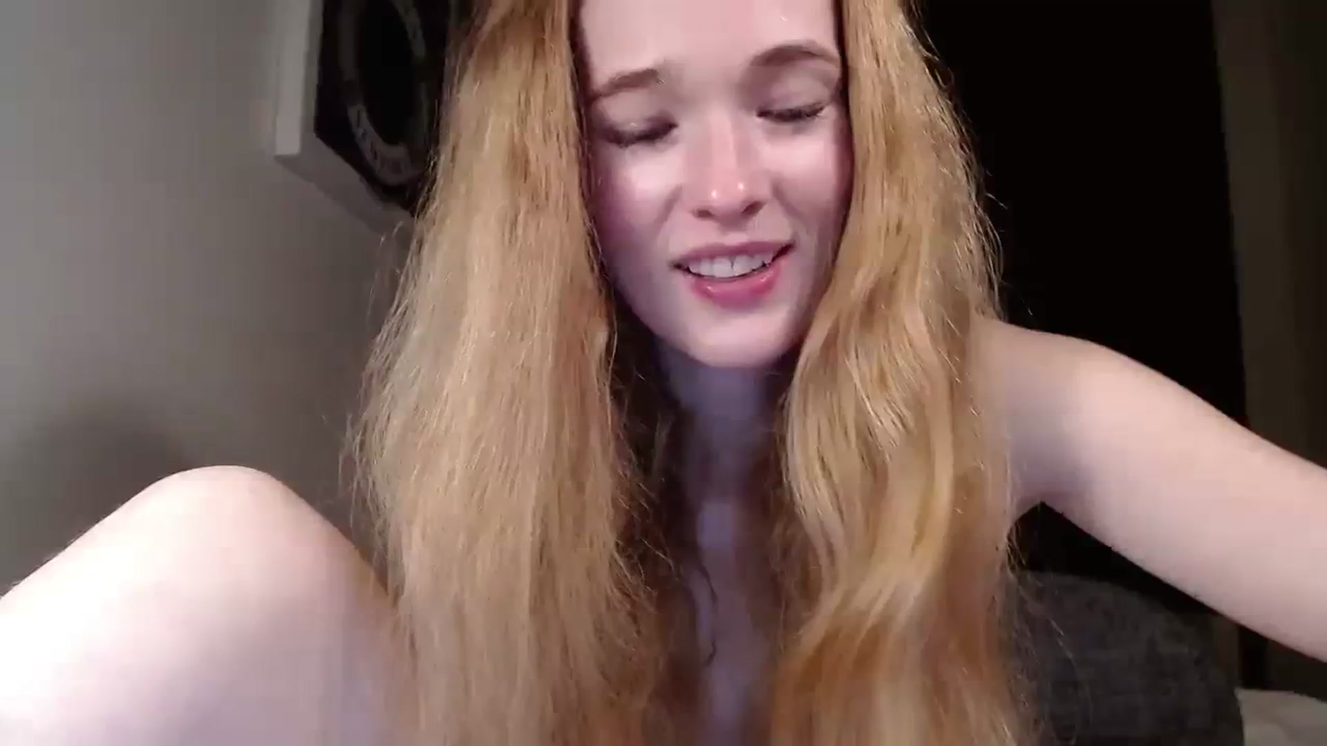 Gallery image thumbnail from Crazy_Fox99's myfreecams stream on, 01/02/2024, 02:01 image 13 of 20