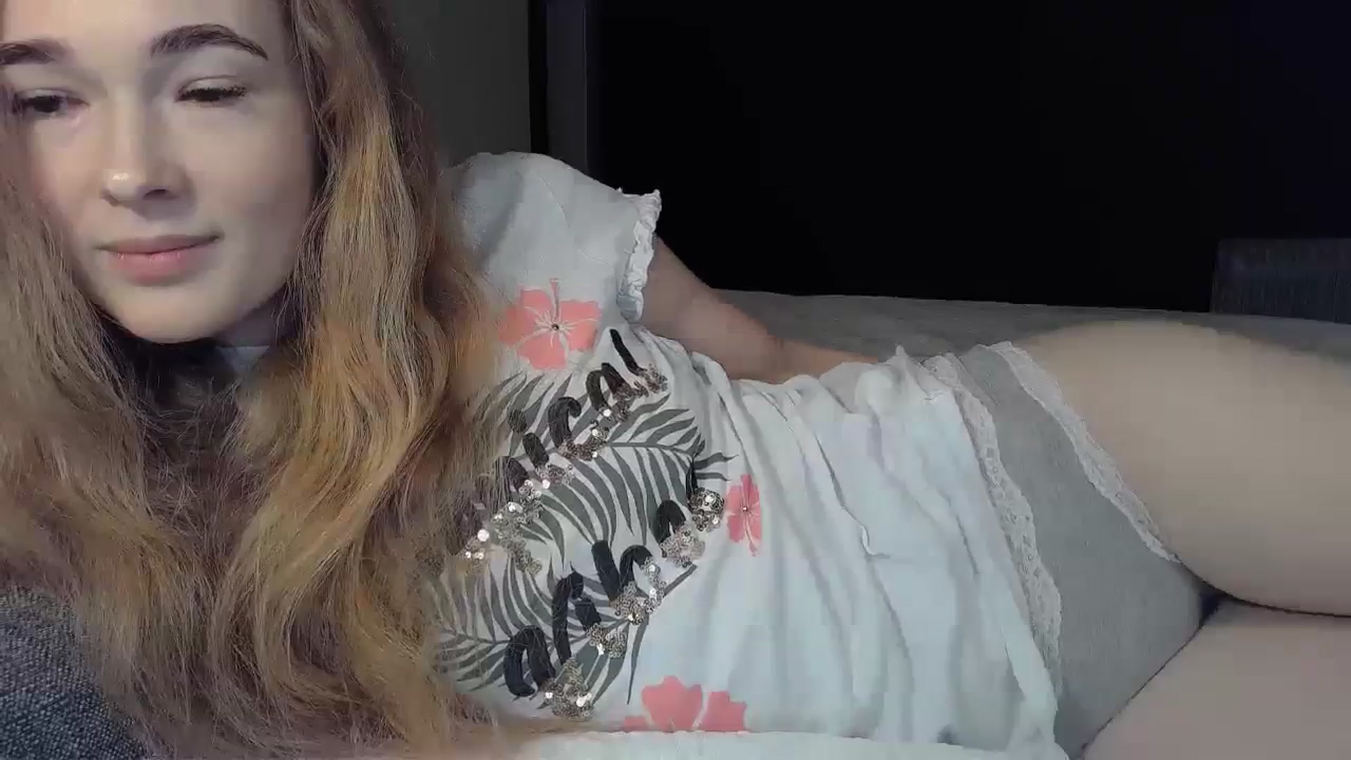 Gallery image thumbnail from Crazy_Fox99's myfreecams stream on, 02/04/2024, 21:33 image 18 of 20