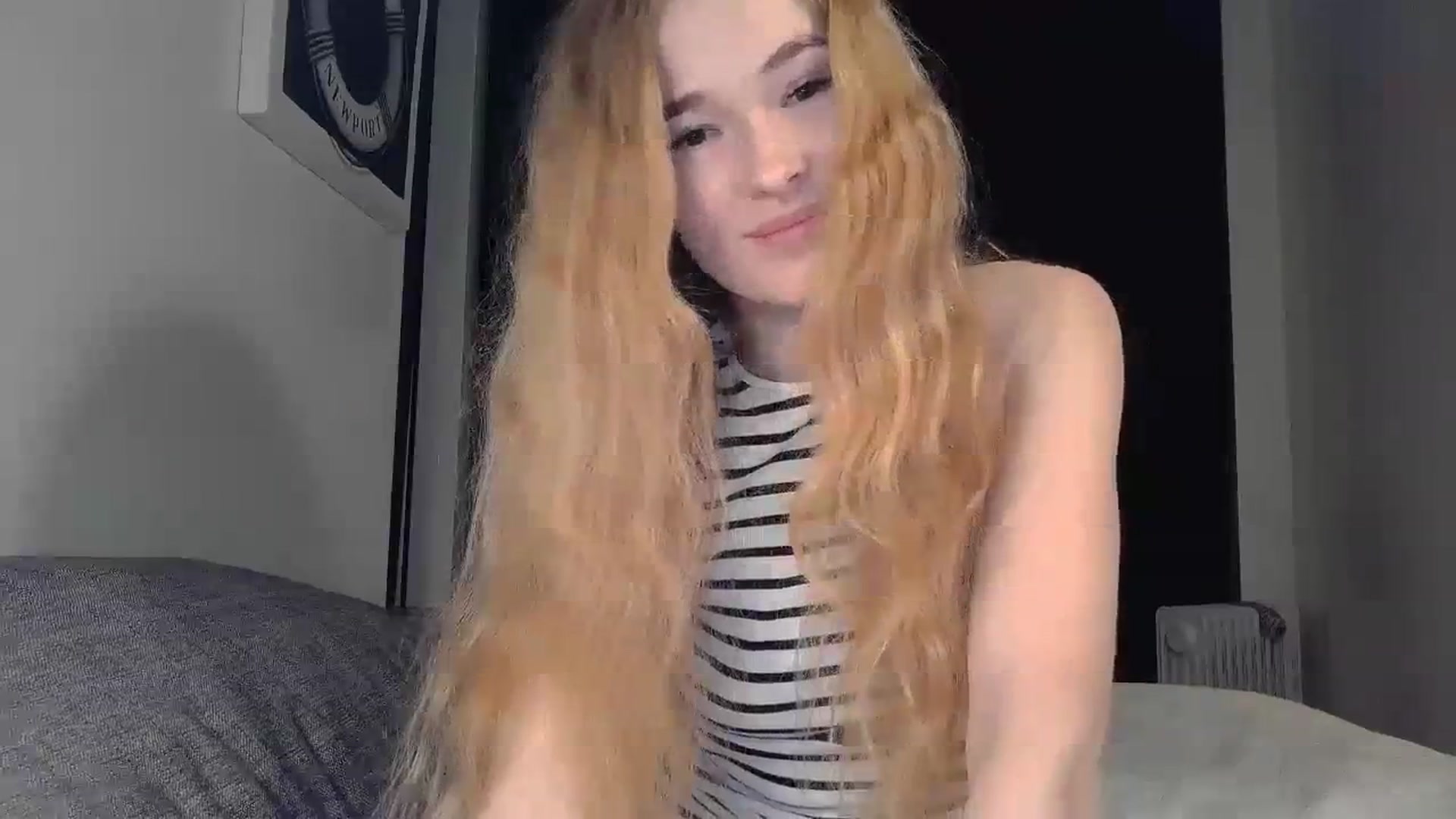 Gallery image thumbnail from Crazy_Fox99's myfreecams stream on, 02/16/2024, 23:38 image 2 of 20