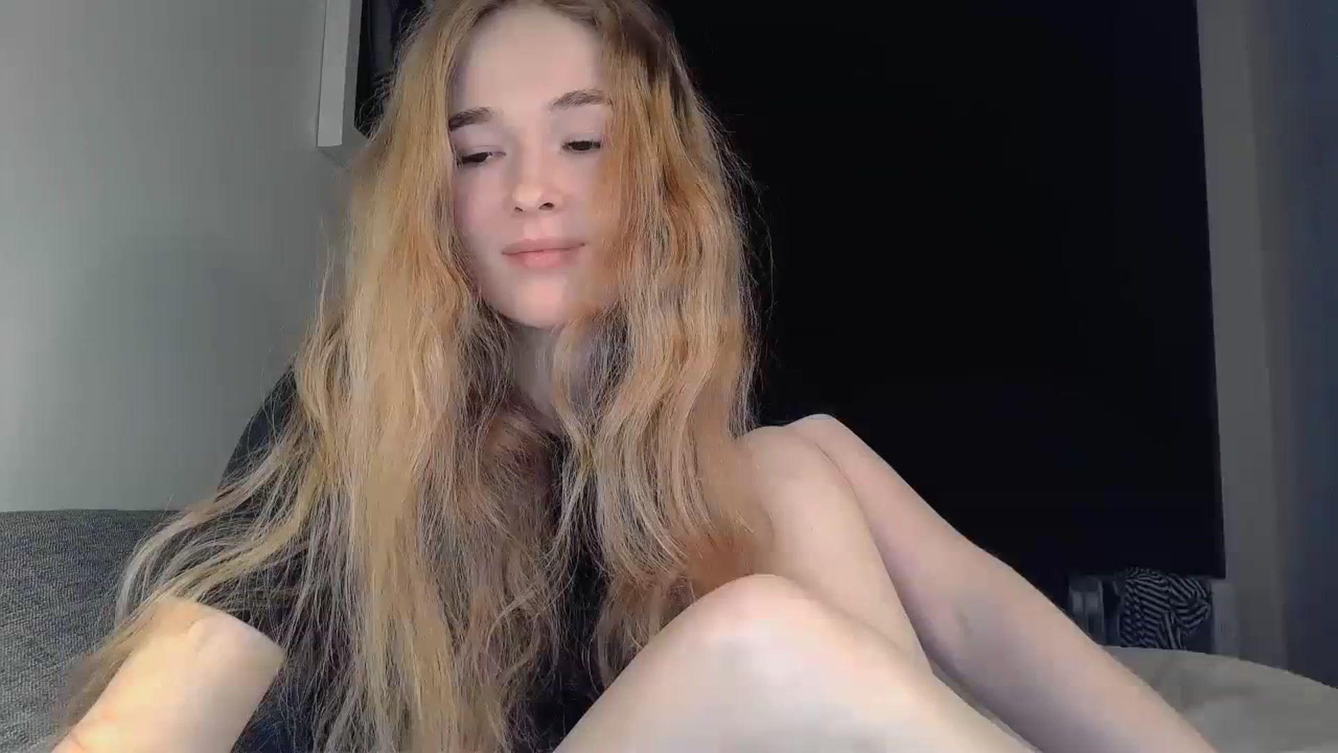 Gallery image thumbnail from Crazy_Fox99's myfreecams stream on, 02/21/2024, 21:47 image 19 of 20