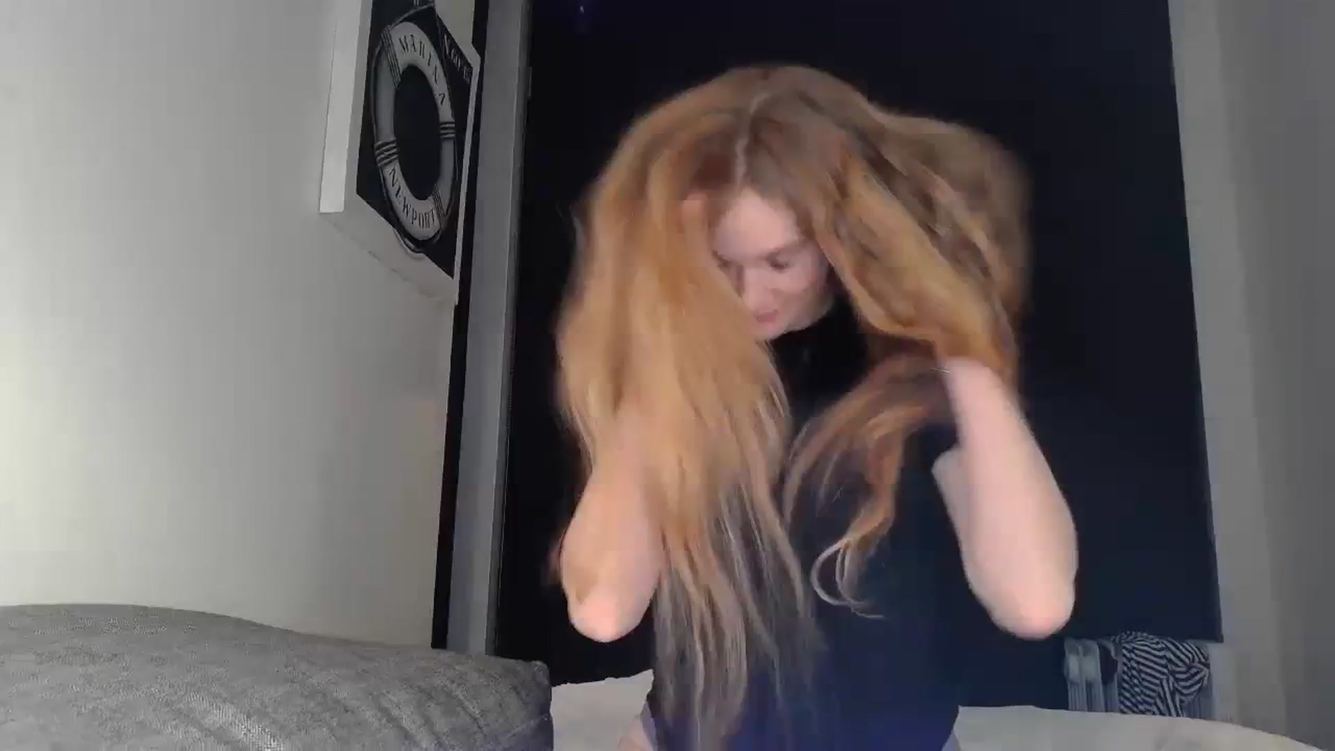 Gallery image thumbnail from Crazy_Fox99's myfreecams stream on, 02/21/2024, 21:47 image 16 of 20