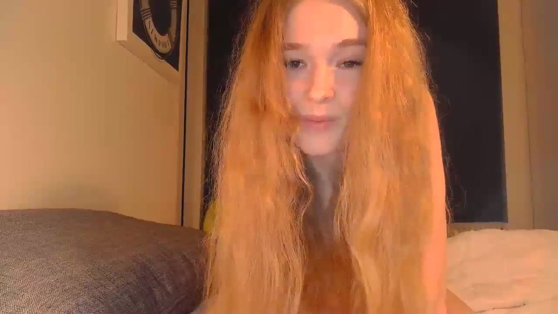 Gallery image thumbnail from Crazy_Fox99's myfreecams stream on, 03/16/2024, 22:12 image 13 of 20