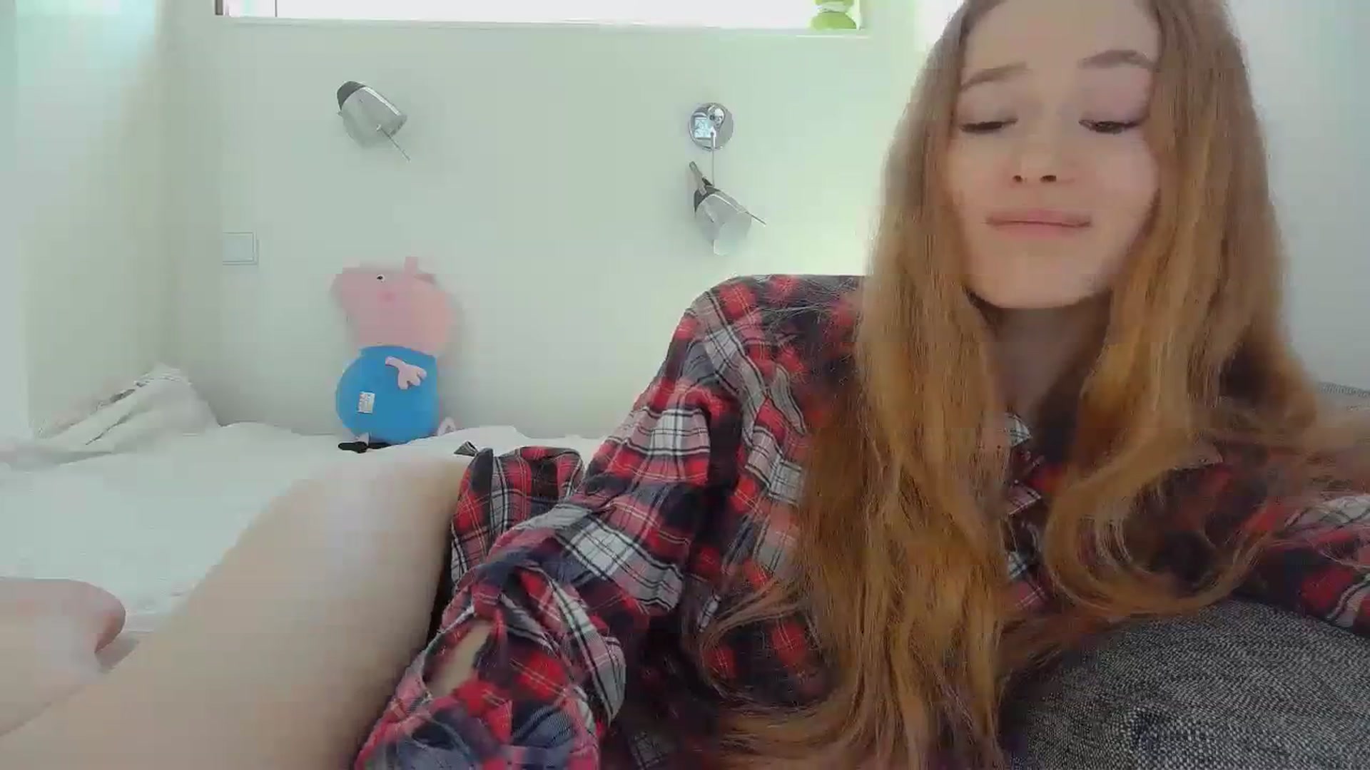 Gallery image thumbnail from Crazy_Fox99's myfreecams stream on, 03/28/2024, 08:26 image 6 of 20