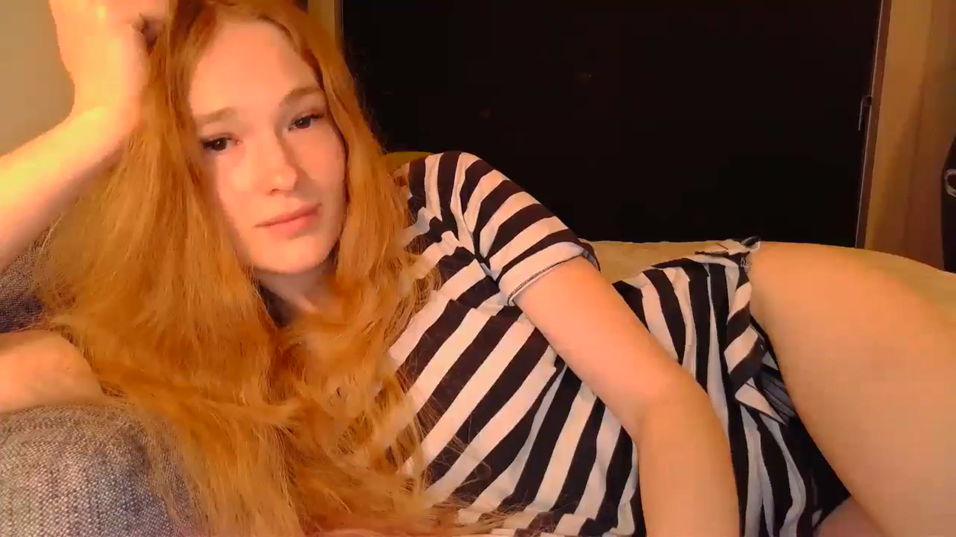 Gallery image thumbnail from Crazy_Fox99's myfreecams stream on, 05/06/2024, 21:37 image 8 of 20
