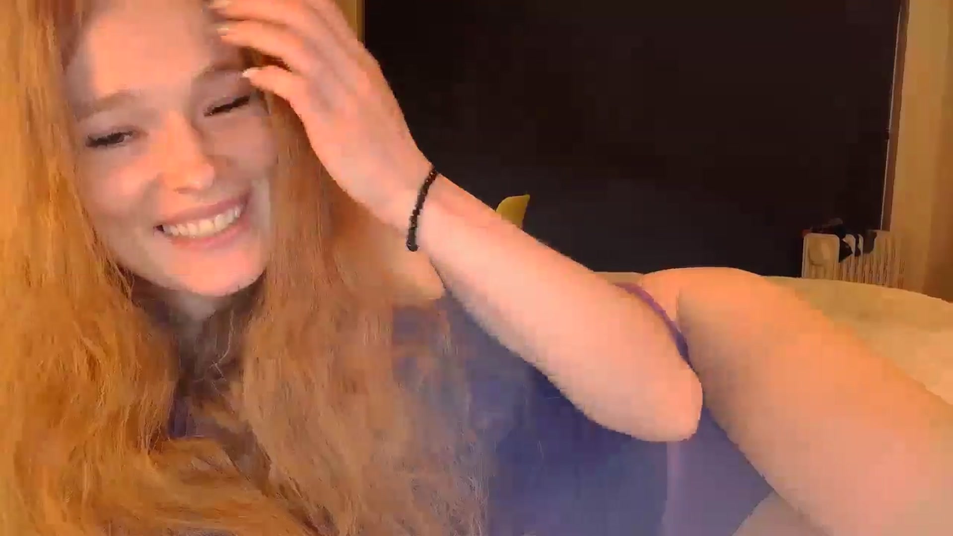 Gallery image thumbnail from Crazy_Fox99's myfreecams stream on, 05/10/2024, 21:47 image 9 of 20