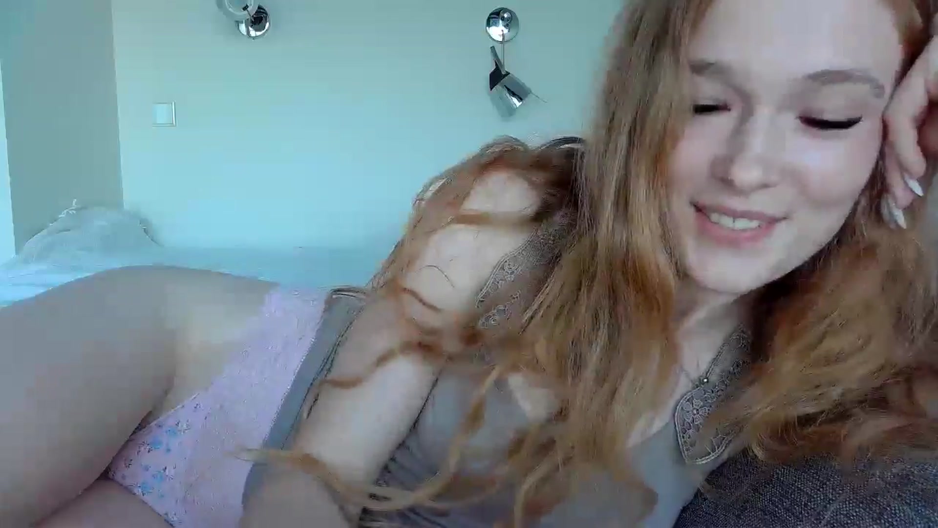Gallery image thumbnail from Crazy_Fox99's myfreecams stream on, 06/02/2024, 19:15 image 8 of 20