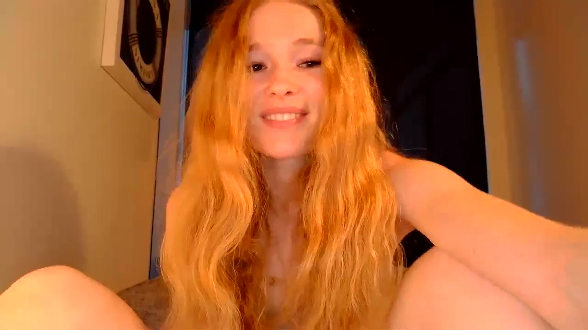 Gallery image thumbnail from Crazy_Fox99's myfreecams stream on, 06/02/2024, 20:31 image 12 of 20