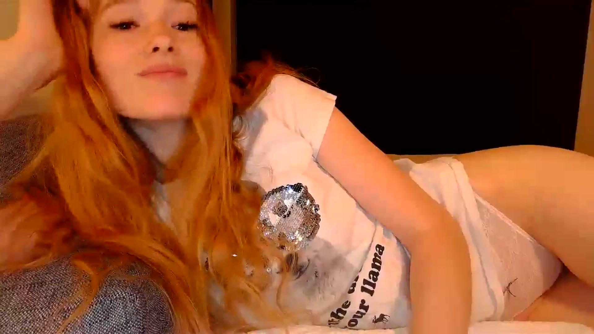 Gallery image thumbnail from Crazy_Fox99's myfreecams stream on, 06/08/2024, 21:31 image 4 of 20