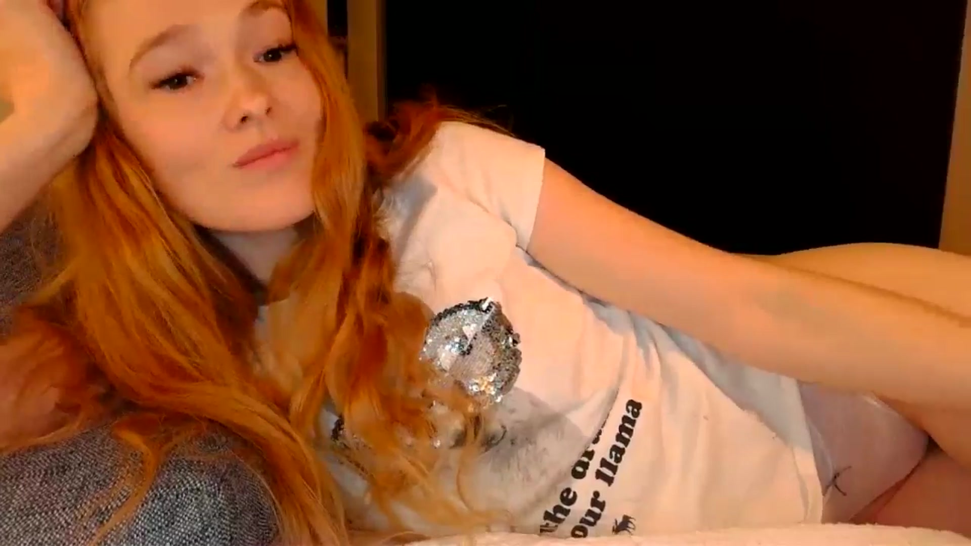 Gallery image thumbnail from Crazy_Fox99's myfreecams stream on, 06/08/2024, 21:31 image 3 of 20