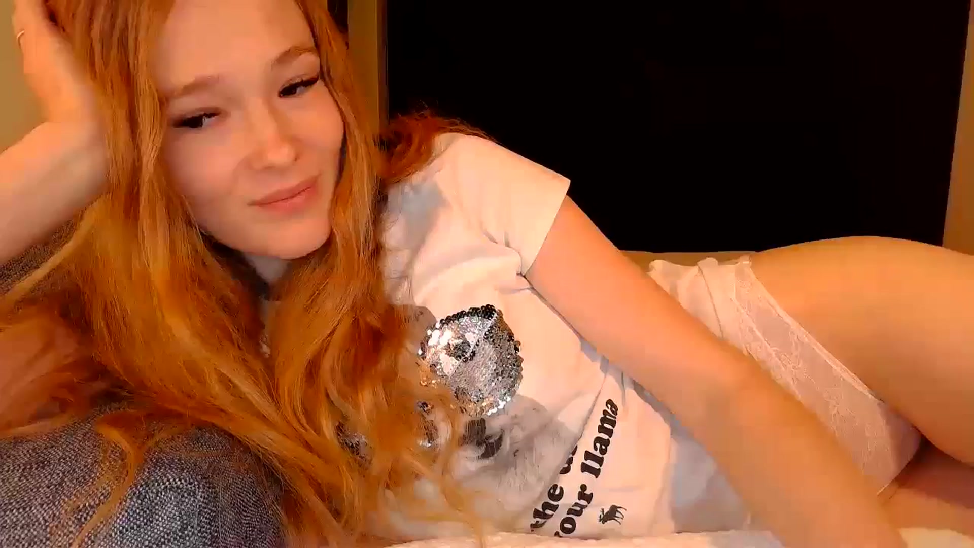 Gallery image thumbnail from Crazy_Fox99's myfreecams stream on, 06/08/2024, 21:31 image 11 of 20