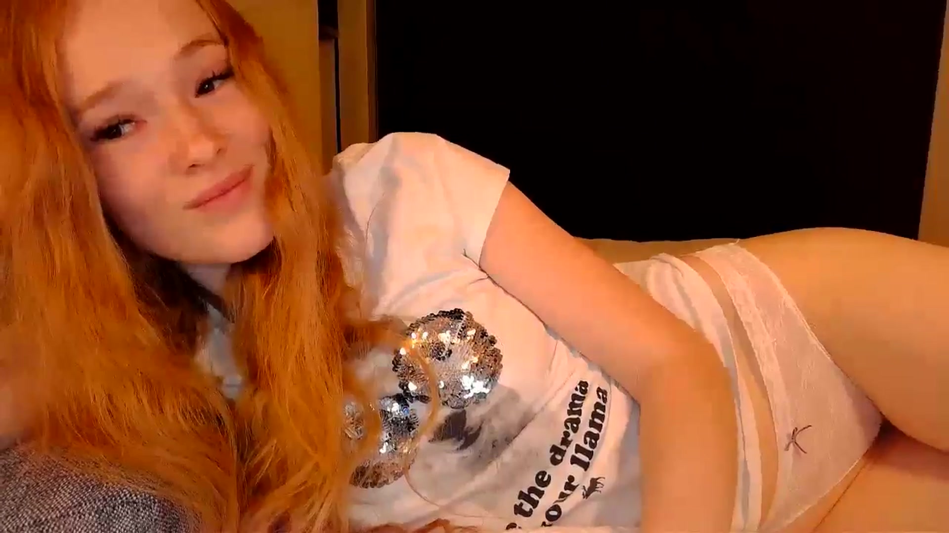 Gallery image thumbnail from Crazy_Fox99's myfreecams stream on, 06/08/2024, 23:20 image 15 of 20