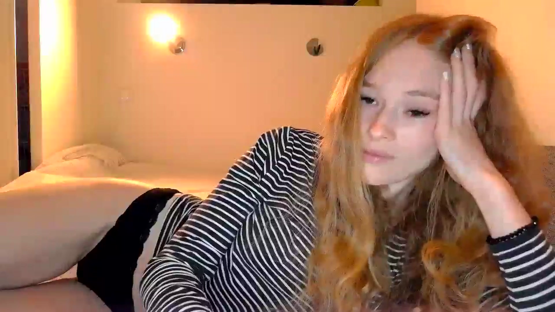 Gallery image thumbnail from Crazy_Fox99's myfreecams stream on, 06/14/2024, 21:54 image 8 of 20