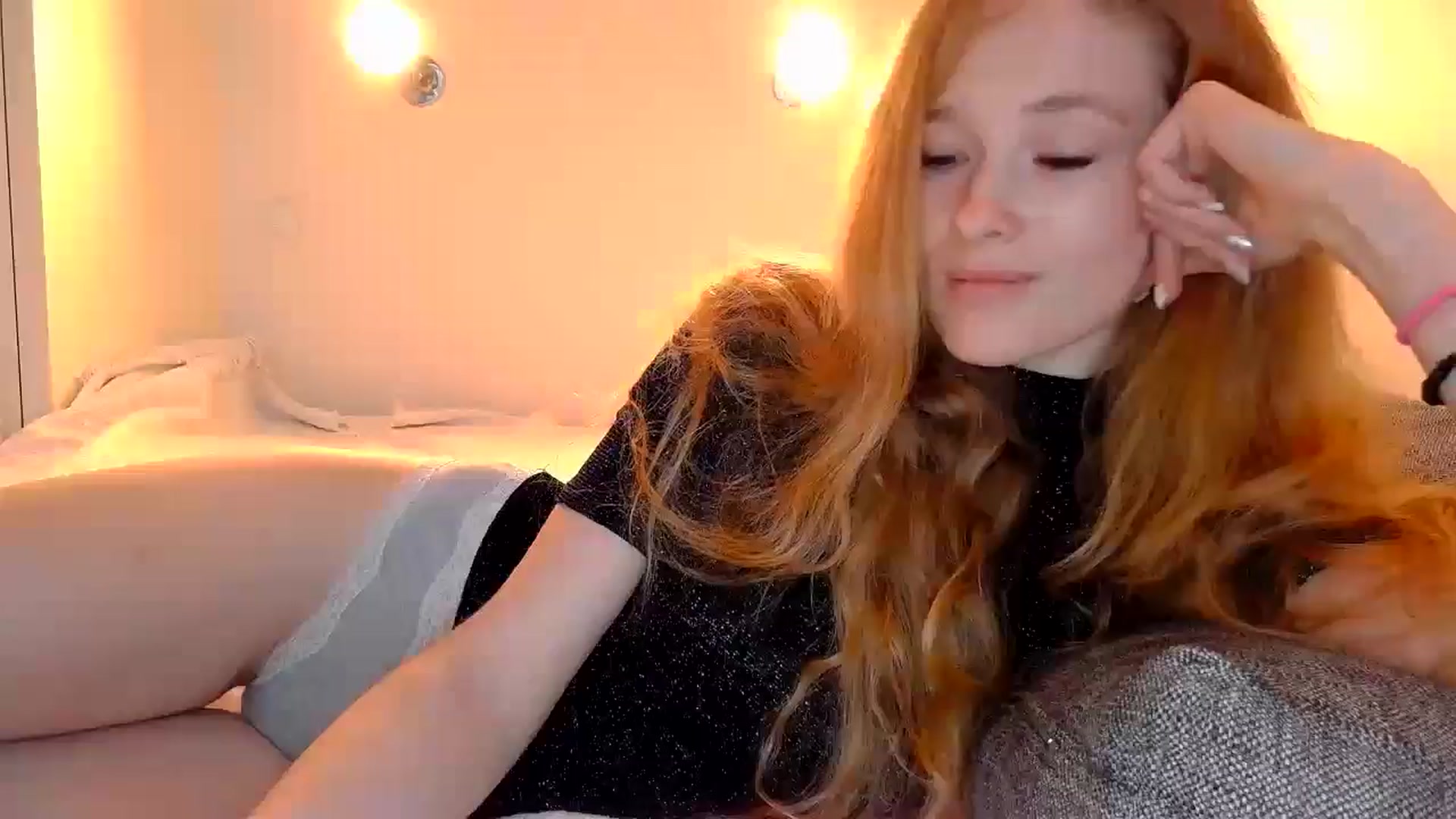 Gallery image thumbnail from Crazy_Fox99's myfreecams stream on, 06/16/2024, 20:48 image 6 of 20