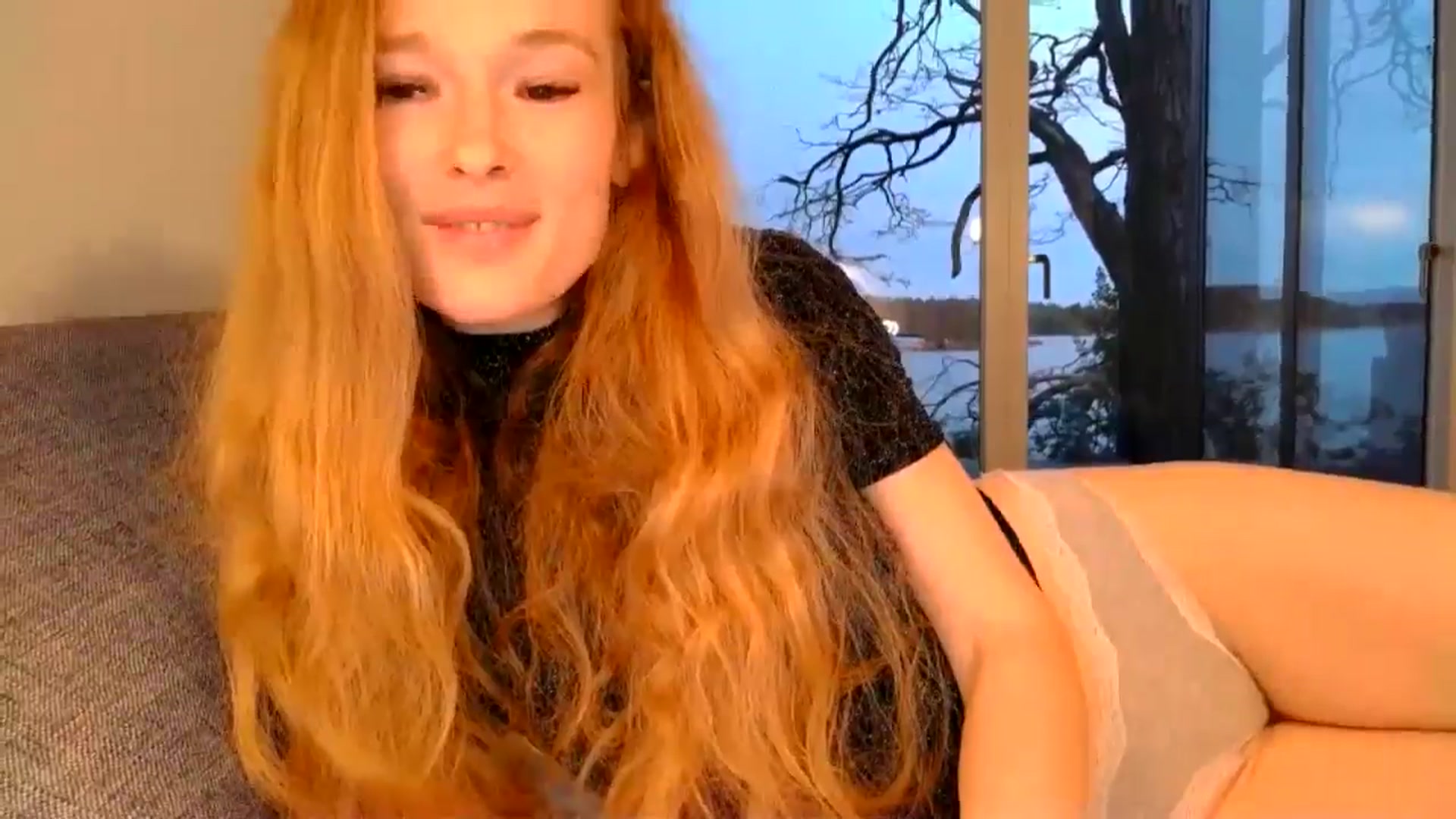 Gallery image thumbnail from Crazy_Fox99's myfreecams stream on, 06/16/2024, 20:48 image 8 of 20