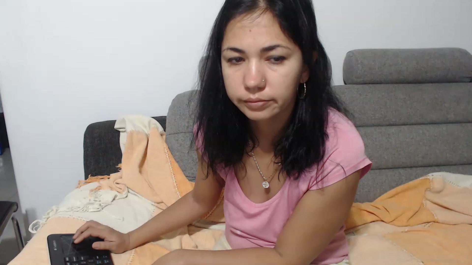 Gallery image thumbnail from Crazy__Dee's myfreecams stream on, 12/10/2022, 24:51 image 7 of 20