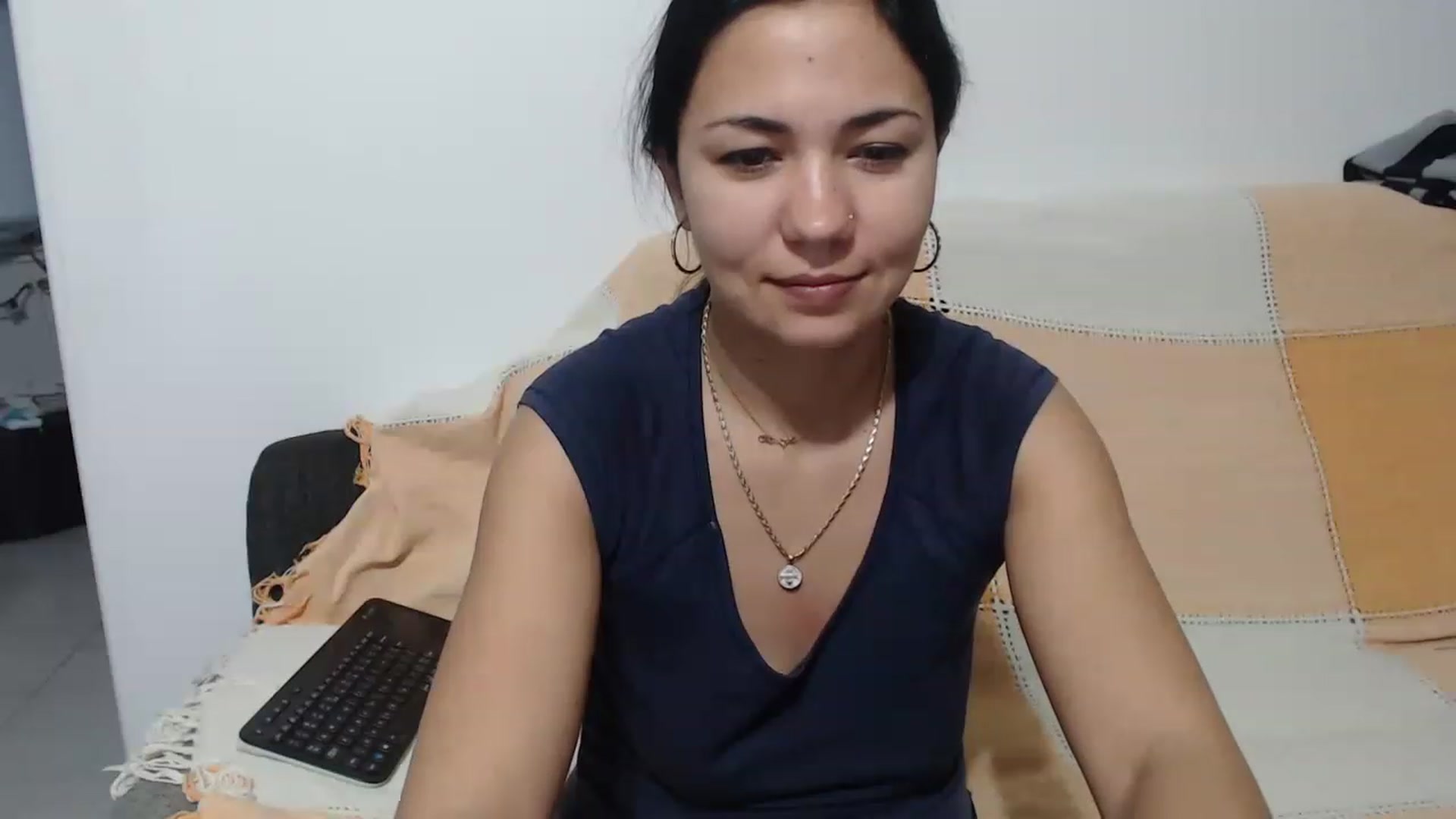Gallery image thumbnail from Crazy__Dee's myfreecams stream on, 02/02/2023, 15:20 image 17 of 20