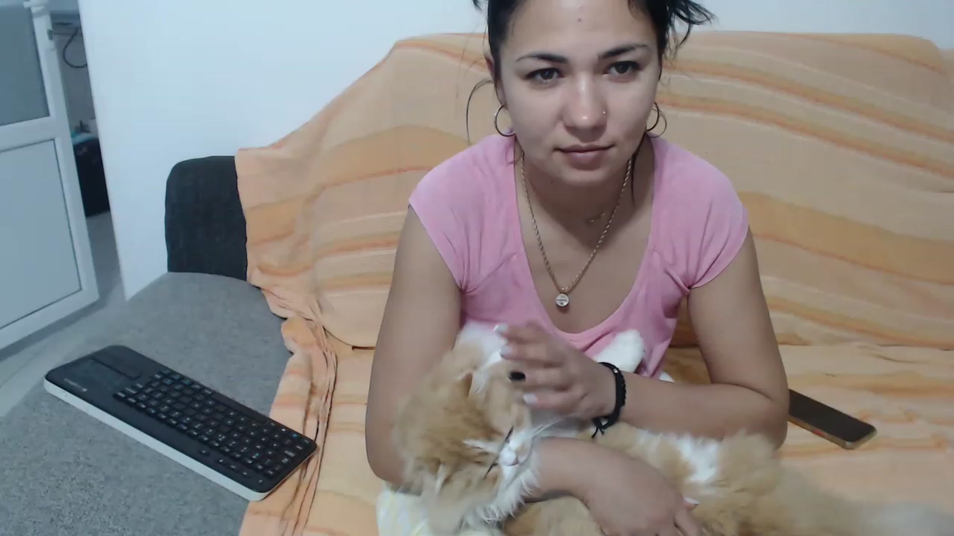 Gallery image thumbnail from Crazy__Dee's myfreecams stream on, 02/19/2023, 13:28 image 17 of 20