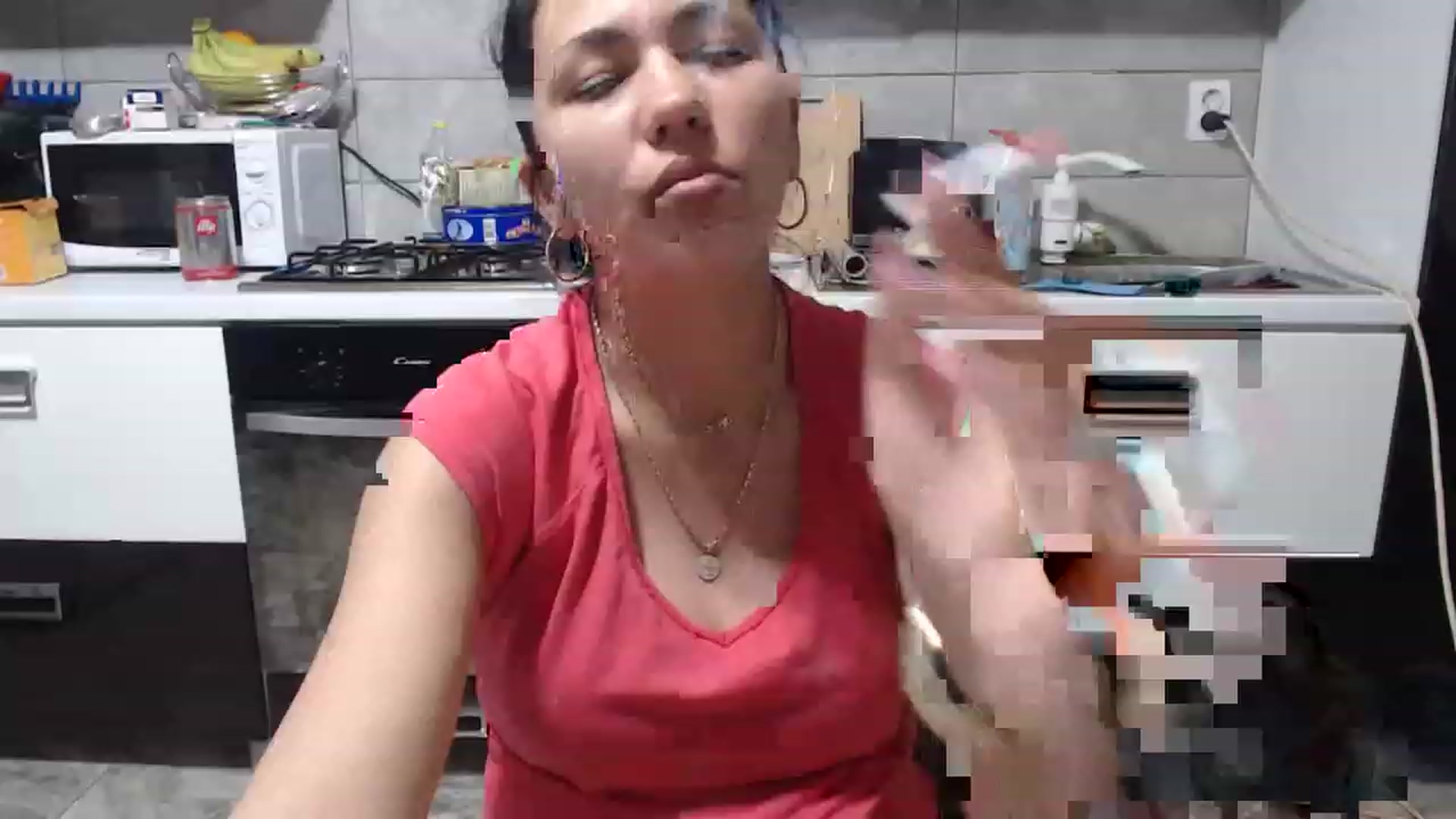 Gallery image thumbnail from Crazy__Dee's myfreecams stream on, 04/22/2023, 22:03 image 3 of 20