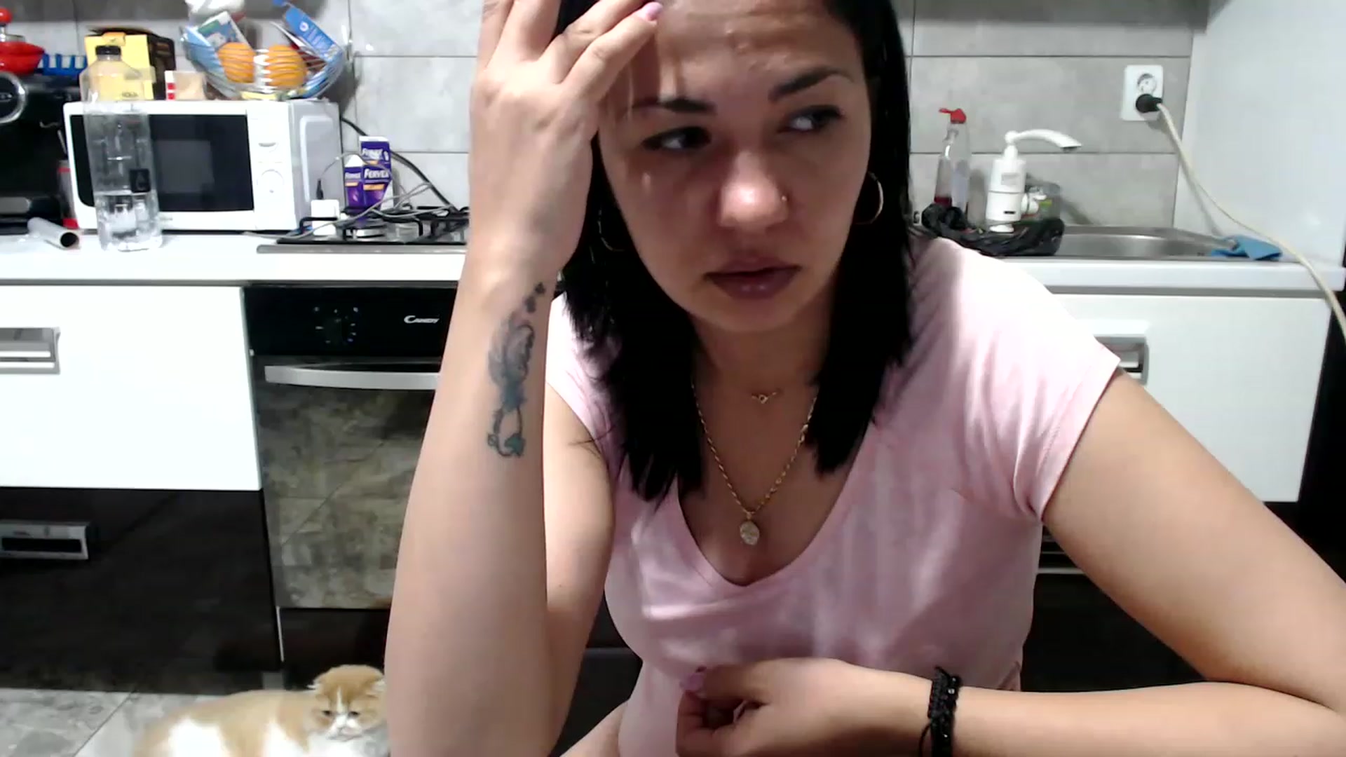 Gallery image thumbnail from Crazy__Dee's myfreecams stream on, 05/02/2023, 22:38 image 7 of 20